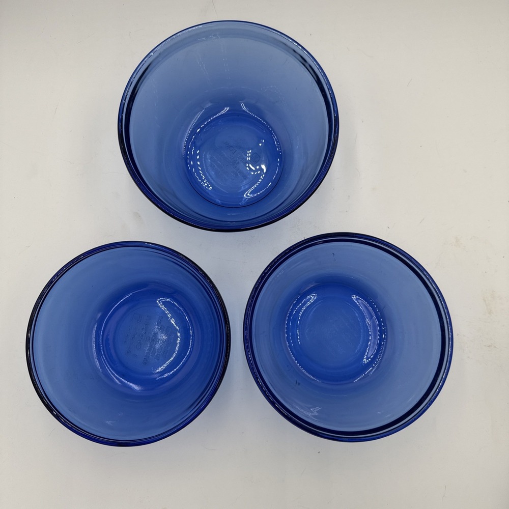 VTG  Anchor Hocking Ovenware Blue Cobalt‎ Nesting Mixing Bowl Set Of 3